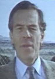 Yes, Prime Minister 1.8 One of Us' (1986)