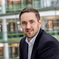 Cameron Davidson's Instagram, Twitter & Facebook