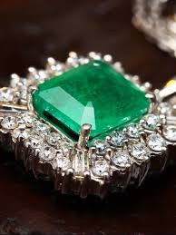 Online antique appraisals are convenient sources of information. Old Jewelry Appraisal Estimates Get Jewelry Appraised Online