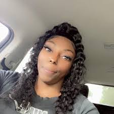 Antoinette Jolly's Instagram, Twitter & Facebook