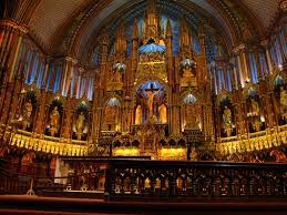 The university of notre dame is a private research university inspired by its catholic character to be notre dame is animated by a faith that inspires us to seek knowledge because of the powerful tool it. Notre Dame Von Innen Photo