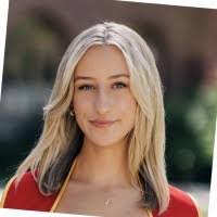 Jade Rowe's Instagram, Twitter & Facebook