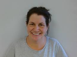 Melanie Hook's Instagram, Twitter & Facebook