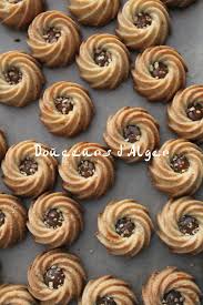 Fondant Au Pralin Douceurs D Alger Gateau Marocain Facile Recette Gateau Sec Recette Gateau Arabe