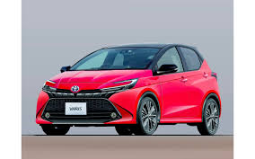 トヨタ『ヤリス』次期型は2025年末登場か、ハンマーヘッド＆新エンジン搭載でスポーティ感アップ!? | レスポンス（Response.jp）