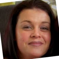 Glenda Upton's Instagram, Twitter & Facebook