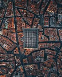 Birds Eye View Photography Easy Madrid S Plaza Mayor From The Sky City Cities Buildings Photography In 2020 Madrid Plaza Mayor Madrid City Pictures