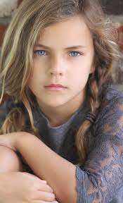 GENERAL HOT SEAT @everyone POST YOUR FINEST PICTURE WITH THE CAPTION....ASK  ME. A fellow AMBASSADOR will ask you . Let's make it fun please engage.