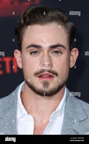 Stranger things netflix season 2 hi-res stock photography and images