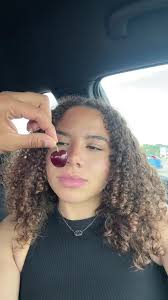 Jaz & E ☄️ (@jazande3)