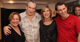 Morreu neste domingo (20/12) a atriz nicette bruno. Strong Goulart Strong Carinho Da Familia No Camarim