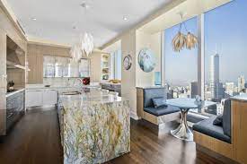 This 6 25 Million Chicago Penthouse Has Unbeatable Views From The 72nd Floor Home Luxury Homes Penthouse Apartment