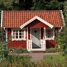 Das Passende Ferienhaus In Schweden Finden Gartenhaus Aus Polen Hauser In Schweden Kleine Hausideen