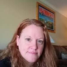 Anne Bratton's Instagram, Twitter & Facebook