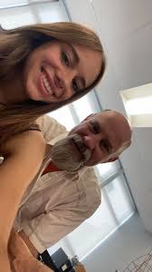 Berta Valenzuela (@bertaavalenzueela_)