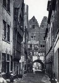 Estaminet oud arsenaal is een origineel oud bruin volkscafé op 50m van het rubenshuis, gelegen in de teaterwijk met ruim assortiment speciaalbieren (trappisten,geuzes,krieken Krabbestraat Antwerpen Belgie Haarlem