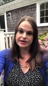 Sarah Kohls's Instagram, Twitter & Facebook