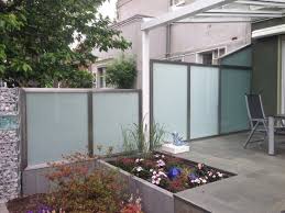 Sichtschutz Fur Balkon Terrasse Garten Sichtschutz Zaun Windschutz Windschutz Elemente Sichtschutz Elemente Aus Garden Privacy Greenhouse Outdoor Decor
