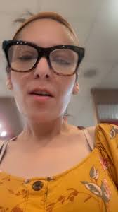 Debra Alanis Salinas (@soydebraalanis)