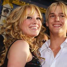 He first came to fame as a pop and hip hop singer in the late 1990s. Aaron Carter Hilary Duff Ist Die Liebe Seines Lebens Bunte De
