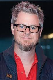 Elizabeth Moy's Instagram, Twitter & Facebook