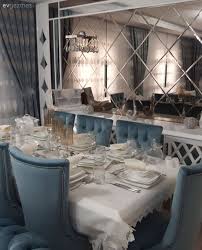 Duru Renkleri Ile Sakin Klasik Mobilyalariyla Sik Ebru Hanimin Evinden Aynalar Oturma Odasi Dekorasyonu Mobilya