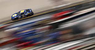NASCAR Bristol: Allmendinger Surpreende! Qualificação Explosiva Revelada! - Imagen principal del artículo