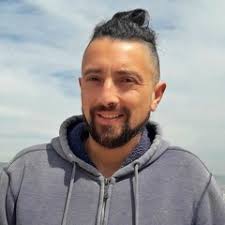 Stream Claudio Guzmán music