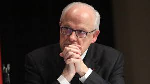 Trafic d'influence : Alain Lambert, ex-président de l'Orne, devant la  justice, avec son bras droit