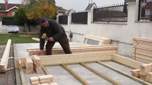 La familia crece, las necesidades cambian y lo que antes era una terraza, el jardín o la bodega se puede. Como Se Monta Una Casa De Madera De Madera Con Grupo Tene Youtube