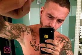 Explore tweets of martin karpan @karpanmartin on twitter. La Respuesta De J Balvin Sobre Sus Tatuajes Con La Que Sus Seguidores Se Sienten Identificados