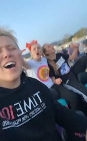 Jojo siwa's estimated net worth is $14 million. Jojo Siwa And Her Girlfriend Kylie Rock Out On Double Date