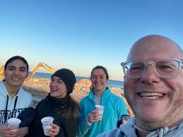 John x2 goes for a run!! Thanks John Kim for keeping me company