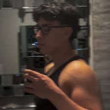 Is it common for Kia Stinger cabins to get warm near the driver's side foot  area?