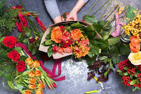 Hand bouquet or flower bouquet is the most common given flowers in this part of the world. Best Florists For Flower Delivery In Kuala Lumpur Little Steps