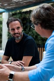 José carlos neves é um dos mais conceituados cirugiões plásticos a trabalhar em portugal. Media Fundacao Jose Neves