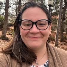 Naomi Bean's Instagram, Twitter & Facebook