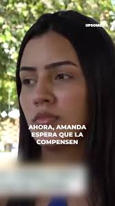 Fue al ginecólogo para un chequeo importante, pero apenas inició la  revisión, la esposa del doctor apareció para hacer una escena de celos tan  terrible que la joven no tuvo más opcion