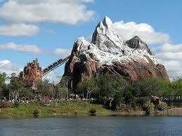 File Expedition Everest Jpg Wikipedia The Free Encyclopedia Disney World Rides Animal Kingdom Disney Disney World Parks