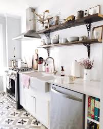 10 amazing white country kitchens