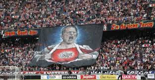 De ehbo heeft het druk gehad tijdens en na de wedstrijd tussen psv en ajax. Sfeerverslag Ajax Feyenoord Ajax Showtime