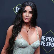 Discover the latest collections from kkw beauty by kim kardashian west. Kim Kardashian Feiert Ihren 40 Geburtstag Ein Glasernes Leben Stern De