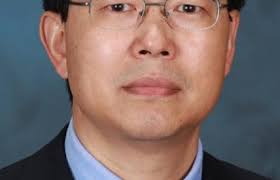 ORNL's Baddorf, Li named American Vacuum Society fellows