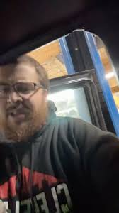 Needs more power 💪🏻💪🏻🌪️🌪️ #sundownaudio #americanbassusa #windy