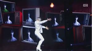 Talent din cale afară, jurați fără egal și cei mai iubiți prezentatori. Agora Video Manifestul Iubirii I A Adus Laurii CaÈtigÄtorul CompetiÈiei Romanii Au Talent A FÄcut Un AdevÄrat Spectacol In ScenÄ