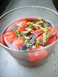 Soupe Froide De Fruits Rouges Recette Ptitchef Recette Soupe De Fruits Recettes De Cuisine Soupe De Fruits Rouges