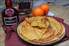 Crepes Au Grand Marnier De Philippe Conticini Happy Papilles Recette En 2020 Grand Marnier Alimentation Brunch