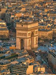 L@hoteldelamarine célèbre le passage de ses anciens occupants, la @marinenationale qui demeura dans le monument de 1789 à 2015. Facts About The Arc De Triomphe