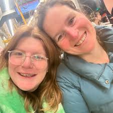 Becky Casey (@beckcasey) • Instagram photos and videos