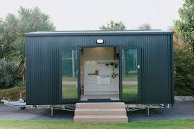 This tiny house in oregon is proof that tiny house living is very possible for families, not just singles and couples. Tiny House From New Zealand Is Actually Almost Tiny